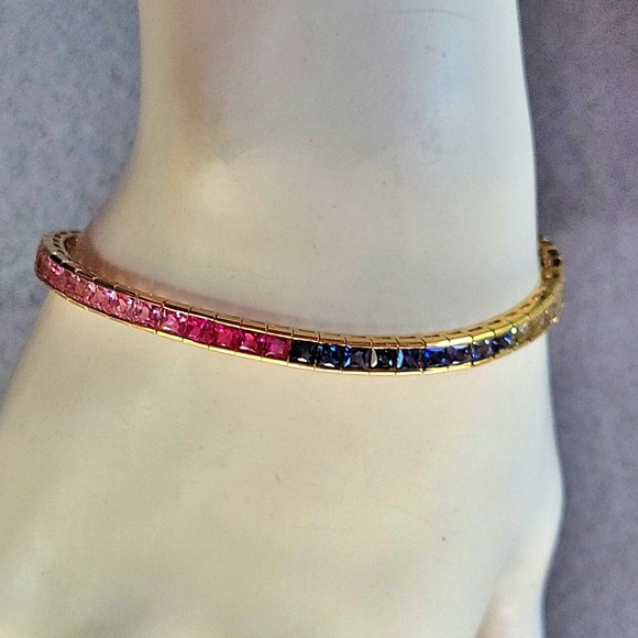 Rainbow Sapphire 18Kt, Princess Cut, Natural Square Sapphires, Tennis Bracelet - Picture 13 of 13